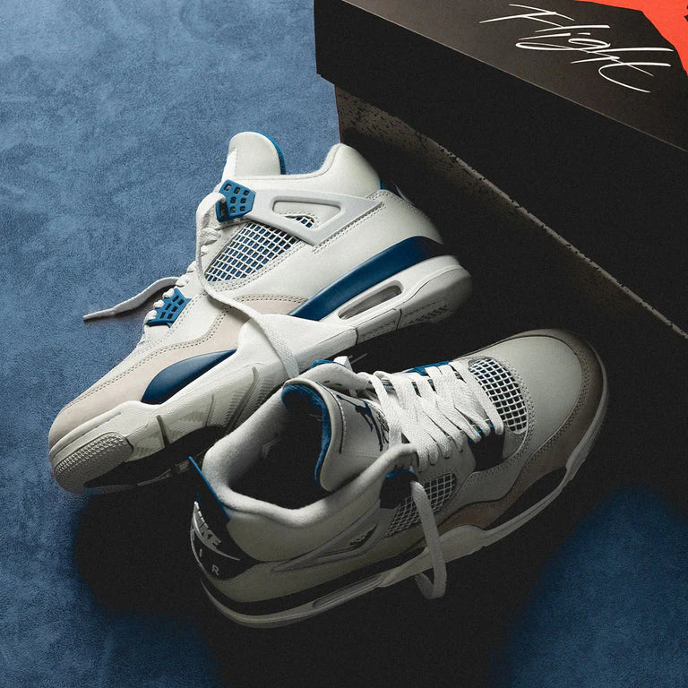 Air Jordan 4 Retro « Bleu Militaire »